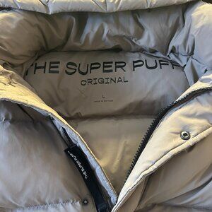 Aritzia  THE SUPER PUFF The Original